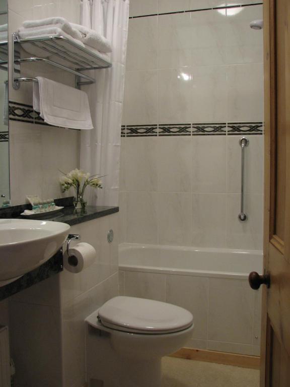 Gwrach Ynys Country Guest House ハーレック 部屋 写真